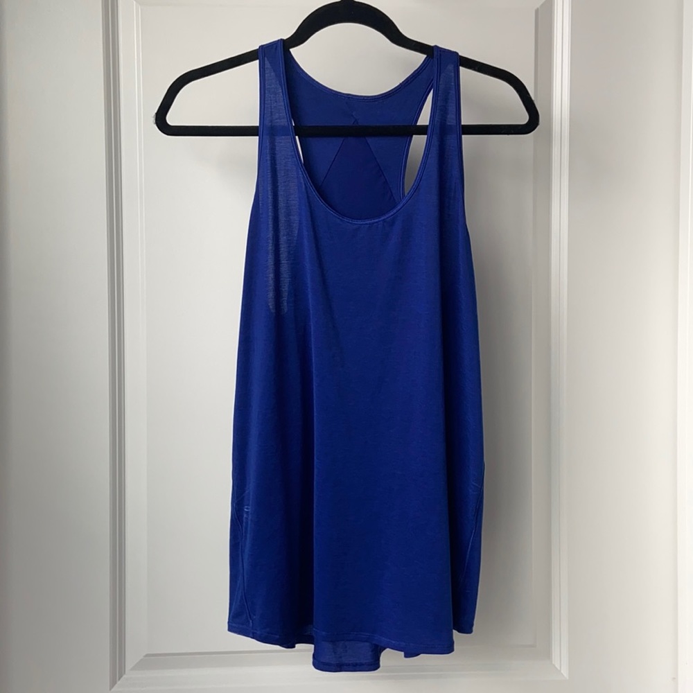 Lululemon blue tank